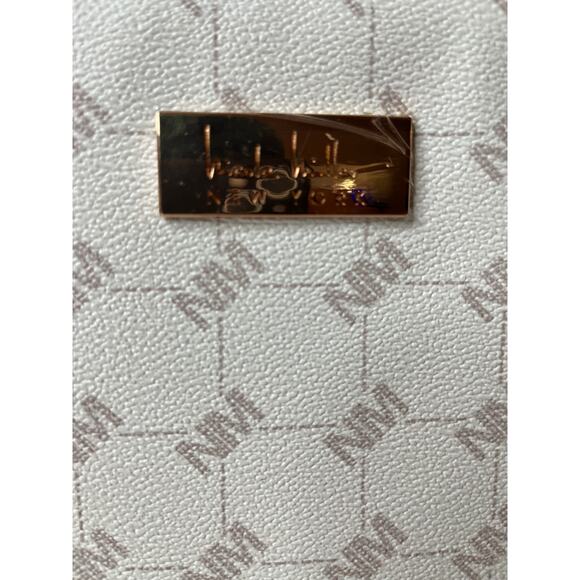 Nicole Miller Creme Gold Logo Crossbody & Earbud Case - Picture 2 of 7